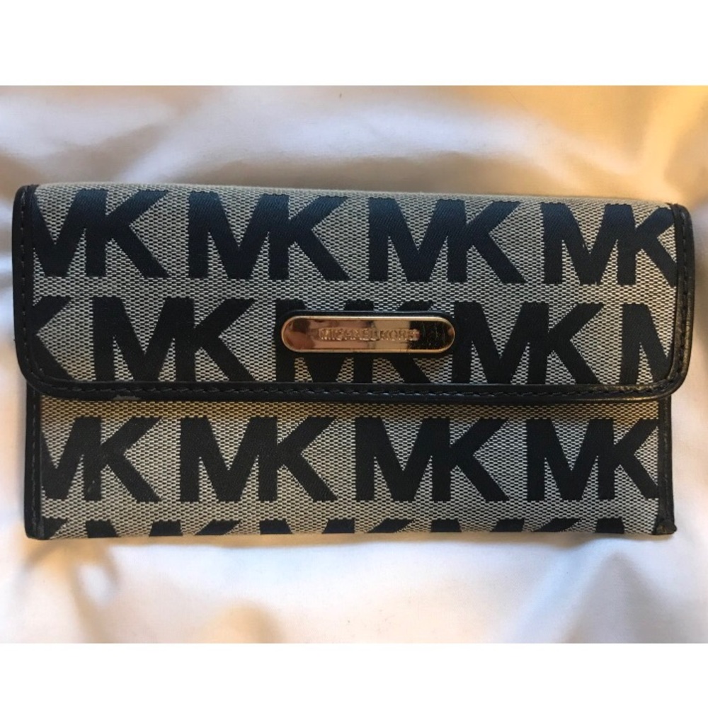 Navy Michael Kors Wallet